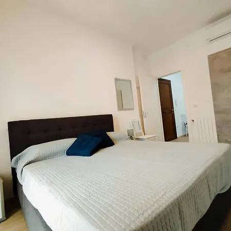 Appartamento Bilocale Per 2 - Quadrilocale Per 6 - Appartamenti Sebastiani Centralissimi Scauri (Lazio)
