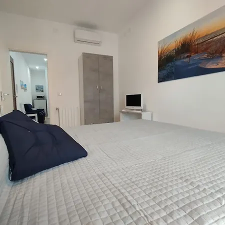 Case Vacanze Sebastiani Piccola Per 2 O Grande Per 6 Appartamento Scauri (Lazio)