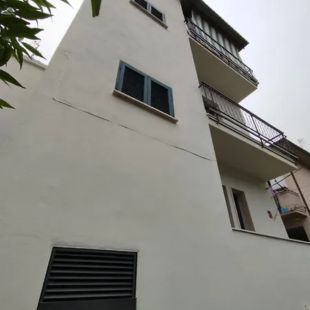Case Vacanze Sebastiani Piccola Per 2 O Grande Per 6 Appartamento Scauri (Lazio)