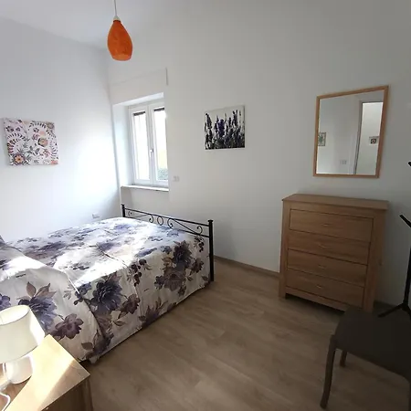 Appartamento Bilocale Per 2 - Quadrilocale Per 6 - Appartamenti Sebastiani Centralissimi